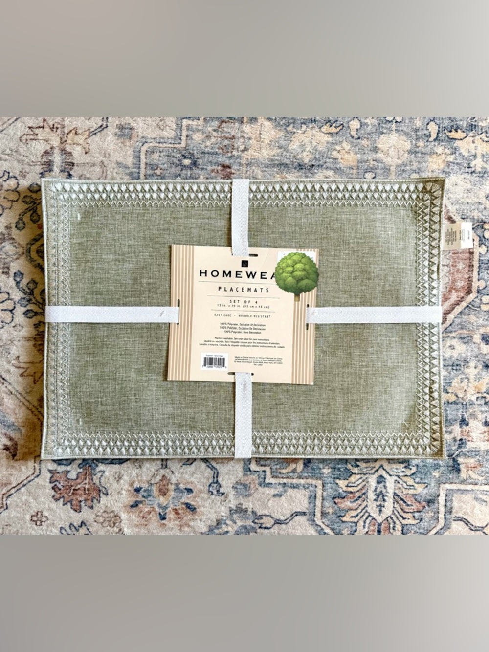 Green Linen-Texture Placemat Set of 4
